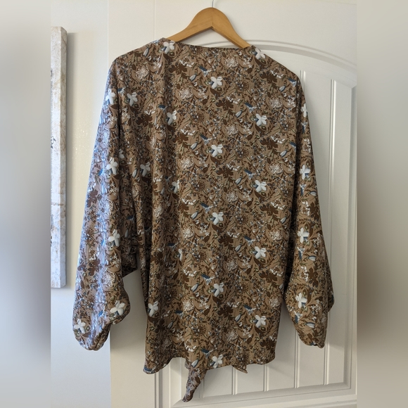 Floral Tie-Front Blouse - Picture 3 of 7